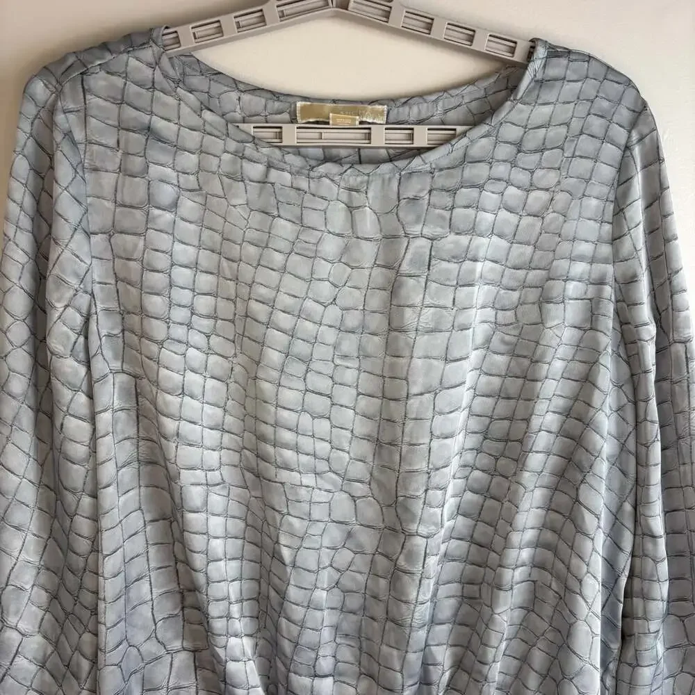 Michael Kors silky animal print top womens L gray open sleeve cinched waist